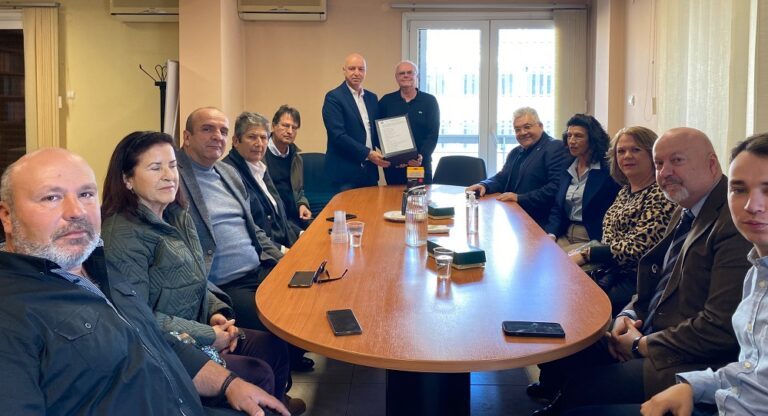 ΠΑΡΑΔΟΘΗΚΕ ΣΤΟ Α.Π.Θ. ΑΠΟ ΤΗΝ Π.Ο.Π.Σ.ΒΛΑΧΩΝ  Η ΚΑΤΑΓΡΑΦΗ ΤΩΝ ΕΛΛΗΝΟΒΛΑΧΙΚΩΝ ΓΛΩΣΣΙΚΩΝ ΙΔΙΩΜΑΤΩΝ 