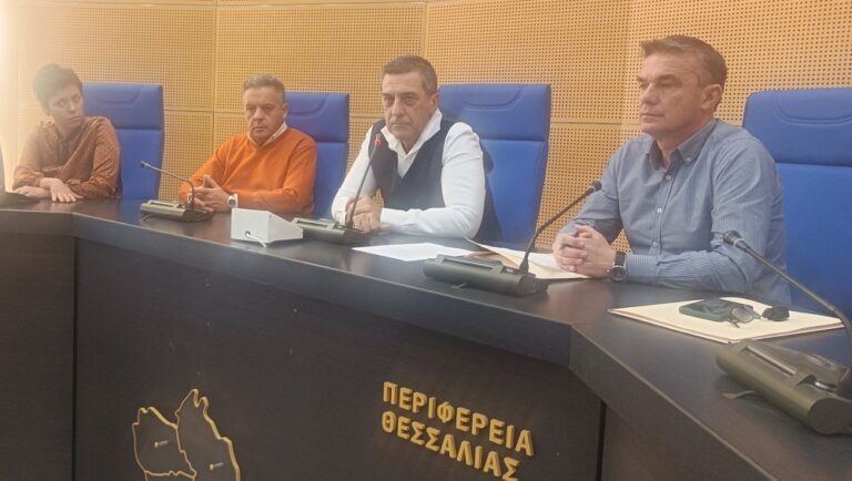 ΜΕ ΑΓΡΟΤΕΣ ΤΩΝ ΠΑΡΑΚΑΡΛΙΩΝ ΠΕΡΙΟΧΩΝ Ο Δ. ΚΟΥΡΕΤΑΣ