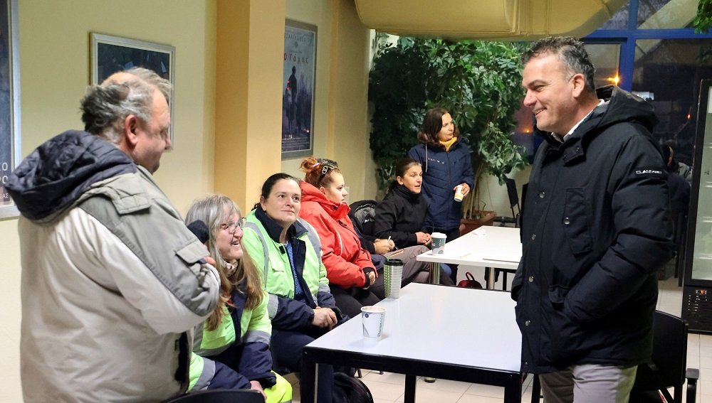 ΑΙΦΝΙΔΙΑΣΤΙΚΗ ΕΠΙΣΚΕΨΗ ΤΟΥ ΔΗΜΑΡΧΟΥ ΛΑΡΙΣΑΙΩΝ, Θ. ΜΑΜΑΚΟΥ ΣΤΟ ΑΜΑΞΟΣΤΑΣΙΟ