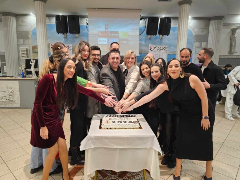 ΚΟΠΗ ΠΙΤΑΣ ΚΑΙ ΒΡΑΒΕΥΣΕΙΣ ΔΙΑΚΡΙΘΕΝΤΩΝ ΑΘΛΗΤΩΝ ΓΙΑ ΤΟΝ ΑΟ ΤΑΕΚΒΟΝΤΟ ΑΜΠΕΛΩΝΑ «ΕΥΖΗΝ»