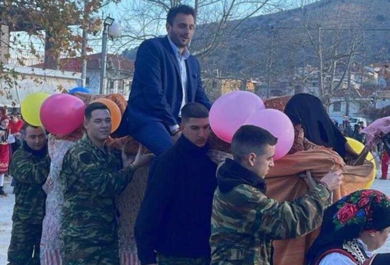 ΣΤΟ ΔΑΜΑΣΙ ΓΙΑ ΤΟ ΕΘΙΜΟ ΤΗΣ ΓΚΑΜΗΛΑΣ Ο ΔΗΜΑΡΧΟΣ ΤΥΡΝΑΒΟΥ