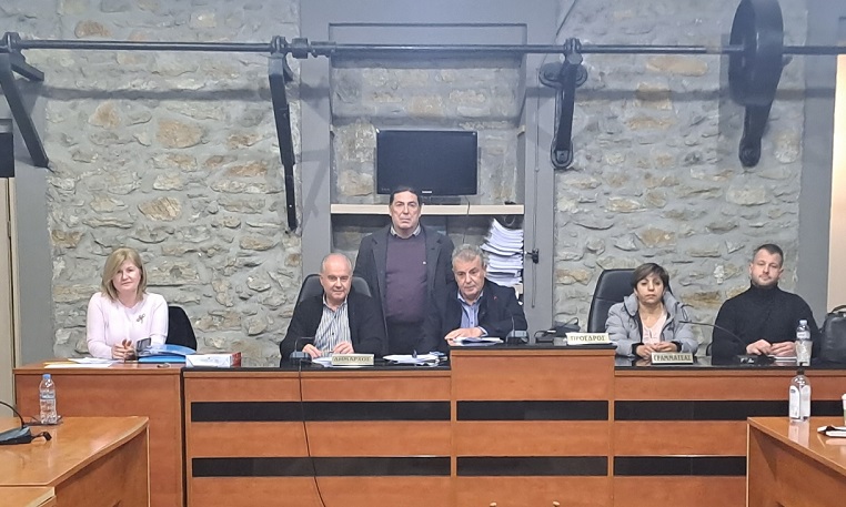 Ο ΜΙΧΑΛΗΣ ΛΙΤΑΙΝΑΣ ΝΕΟΣ ΠΡΟΕΔΡΟΣ ΤΟΥ ΔΗΜΟΤΙΚΟΥ ΣΥΜΒΟΥΛΙΟΥ ΔΗΜΟΥ ΤΕΜΠΩΝ