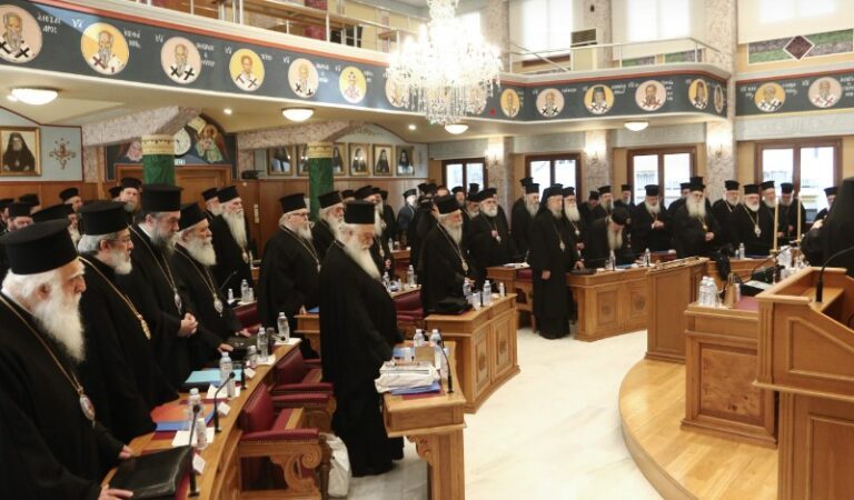 ΟΧΙ ΤΗΣ ΕΚΚΛΗΣΙΑΣ ΣΤΟ ΓΑΜΟ ΚΑΙ ΤΗΝ ΤΕΚΝΟΘΕΣΙΑ ΑΠΟ ΟΜΟΦΥΛΑ ΖΕΥΓΑΡΙΑ