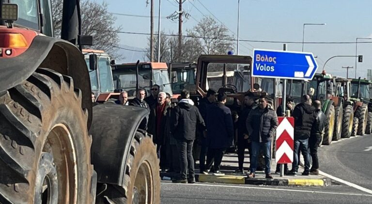 ΤΟ ΚΚΕ ΣΤΟ ΠΛΕΥΡΟ ΤΩΝ ΑΓΡΟΤΩΝ ΠΟΥ ΠΑΛΕΥΟΥΝ ΓΙΑ ΑΞΙΟΠΡΕΠΗ ΖΩΗ, ΓΙΑ ΝΑ ΣΩΣΟΥΝ ΤΗ ΓΗ ΚΑΙ ΤΟ ΕΙΣΟΔΗΜΑ ΤΟΥΣ
