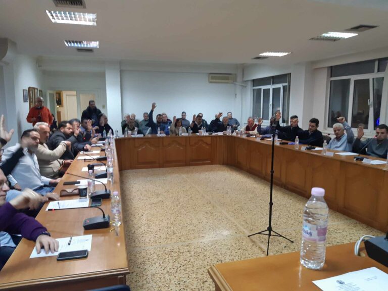 ΨΗΦΙΖΕΙ ΠΡΟΫΠΟΛΟΓΙΣΜΟ ΚΑΙ ΤΕΧΝΙΚΟ ΠΡΟΓΡΑΜΜΑ ΤΟ ΔΗΜΟΤΙΚΟ ΣΥΜΒΟΥΛΙΟ ΔΗΜΟΥ ΤΥΡΝΑΒΟΥ