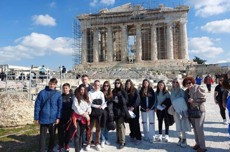 ΕΚΠΑΙΔΕΥΤΙΚΗ ΕΠΙΣΚΕΨΗ ΤΟΥ 9ου ΓΥΜΝΑΣΙΟΥ ΛΑΡΙΣΑΣ ΣΤΗΝ ΑΘΗΝΑ
