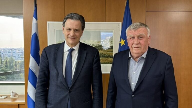 ΣΤΟ ΥΠΟΥΡΓΕΙΟ ΠΕΡΙΒΑΛΛΟΝΤΟΣ ΚΑΙ ΕΝΕΡΓΕΙΑΣ Ο ΘΑΝΑΣΗΣ ΝΑΣΙΑΚΟΠΟΥΛΟΣ