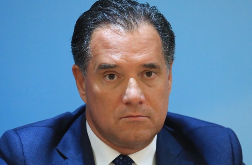 ΑΔΩΝΙΣ ΓΕΩΡΓΙΑΔΗΣ: ΚΟΒΕΙ ΤΗ ΘΕΡΑΠΕΙΑ ΑΠΟ ΑΣΘΕΝΕΙΣ ΜΕ ΣΠΑΝΙΑ ΝΟΣΗΜΑΤΑ