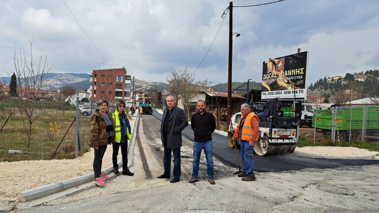 ΔΗΜΟΣ ΕΛΑΣΣΟΝΑΣ: ΟΛΟΚΛΗΡΩΘΗΚΑΝ ΟΙ ΑΣΦΑΛΤΟΣΤΡΩΣΕΙΣ ΣΤΟ ΒΑΡΟΣΙ ΚΑΙ ΣΤΟΝ ΑΓ. ΑΡΣΕΝΙΟ
