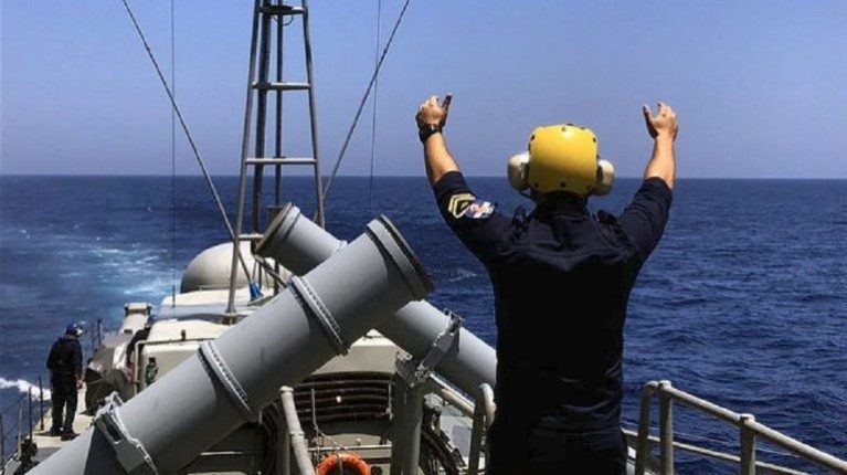 ΕΚΤΑΚΤΕΣ ΚΑΙ ΤΑΚΤΙΚΕΣ ΚΡΙΣΕΙΣ ΣΤΗΝ ΗΓΕΣΙΑ ΤΩΝ ΕΝΟΠΛΩΝ ΔΥΝΑΜΕΩΝ