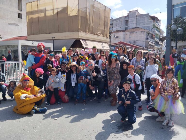 ΔΕΙΤΕ ΦΩΤΟΡΕΠΟΡΤΑΖ ΑΠΟ ΤΟ 1ο CARNIVAL RUN ΣΤΟΝ ΤΥΡΝΑΒΟ