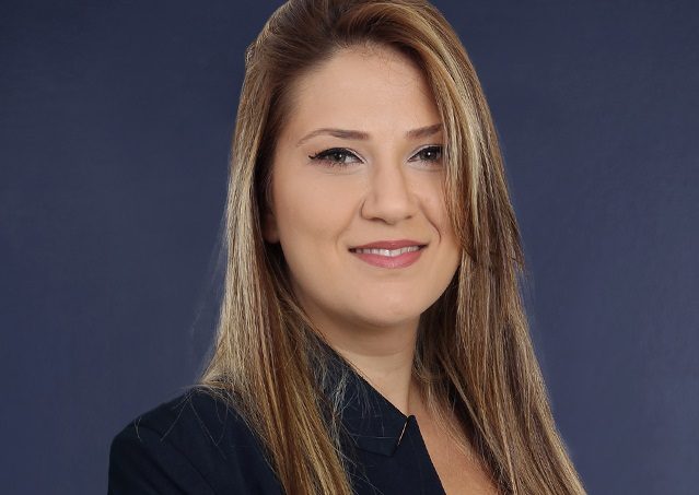 ΕΛΕΝΗ ΠΛΙΟΥΜΠΗ: ΣΥΜΒΟΥΛΟΣ ΑΚΙΝΗΤΗΣ ΠΕΡΙΟΥΣΙΑΣ ΣΕ ΤΥΡΝΑΒΟ ΚΑΙ ΛΑΡΙΣΑ