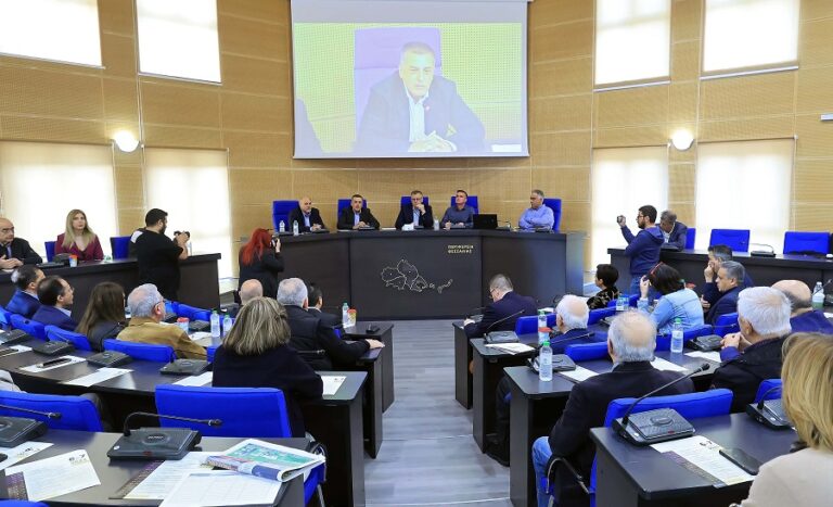 ΓΟΝΙΜΟΣ ΔΙΑΛΟΓΟΣ ΣΤΗΝ 1η ΔΙΗΜΕΡΙΔΑ ΤΗΣ ΠΕΡΙΦΕΡΕΙΑΣ ΘΕΣΣΑΛΙΑΣ ΓΙΑ ΤΗΝ ΓΕΩΡΓΙΚΗ ΚΑΙ ΚΤΗΝΟΤΡΟΦΙΚΗ ΑΝΑΠΤΥΞΗ