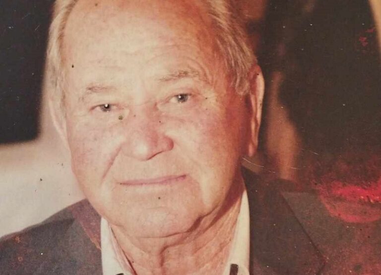 ΑΥΡΙΟ ΠΕΜΠΤΗ ΣΤΟΝ ΑΜΠΕΛΩΝΑ Η ΚΗΔΕΙΑ ΤΟΥ ΚΩΝΣΤΑΝΤΙΝΟΥ ΣΑΚΕΛΛΑΡΗ