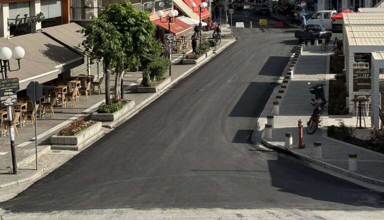 ΜΠΑΡΑΖ ΑΣΦΑΛΤΟΣΤΡΩΣΕΩΝ ΣΤΟ ΔΗΜΟ ΤΥΡΝΑΒΟΥ
