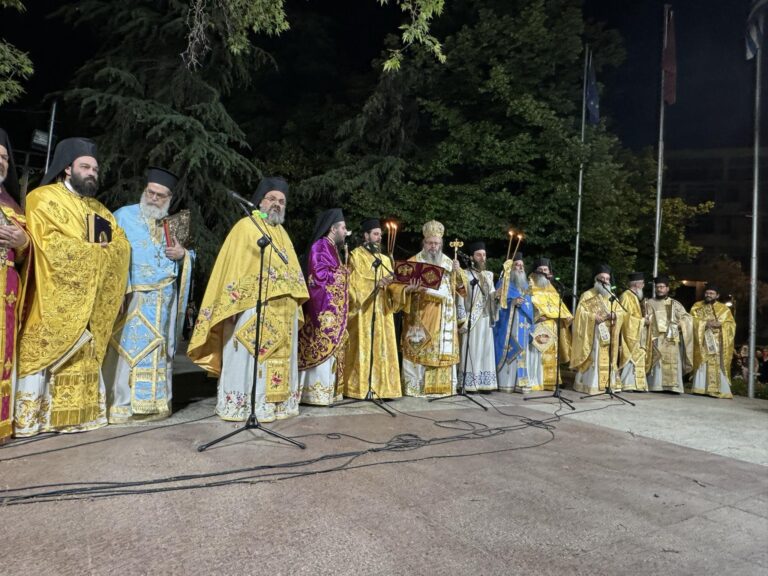 ΚΑΤΑΝΥΞΗ ΣΤΗ ΣΥΝΑΝΤΗΣΗ ΤΩΝ ΕΠΙΤΑΦΙΩΝ ΣΤΗ ΛΑΡΙΣΑ