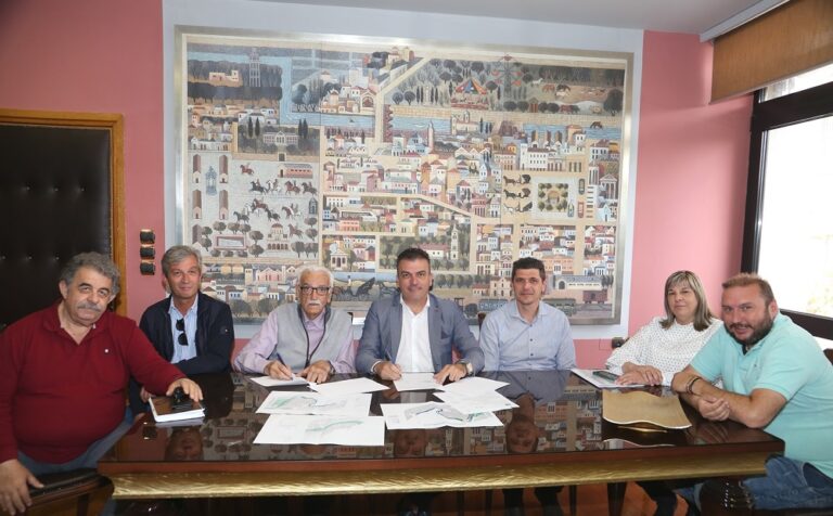 ΞΕΚΙΝΟΥΝ ΤΑ ΕΡΓΑ ΓΙΑ ΤΗΝ ΑΝΑΠΛΑΣΗ ΤΗΣ ΠΑΡΟΧΘΙΑΣ ΖΩΝΗΣ ΤΟΥ ΠΗΝΕΙΟΥ ΕΝΤΟΣ ΑΣΤΙΚΟΥ ΙΣΤΟΥ