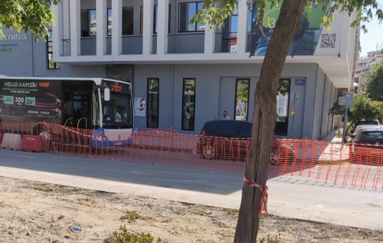 Ασυνείδητος οδηγός προκαλεί χάος στην Ανθίμου Γαζή