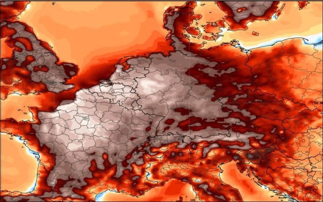 ΕΚΛ: Αμεσα μέτρα προστασίας των εργαζομένων από τις υψηλές θερμοκρασίες
