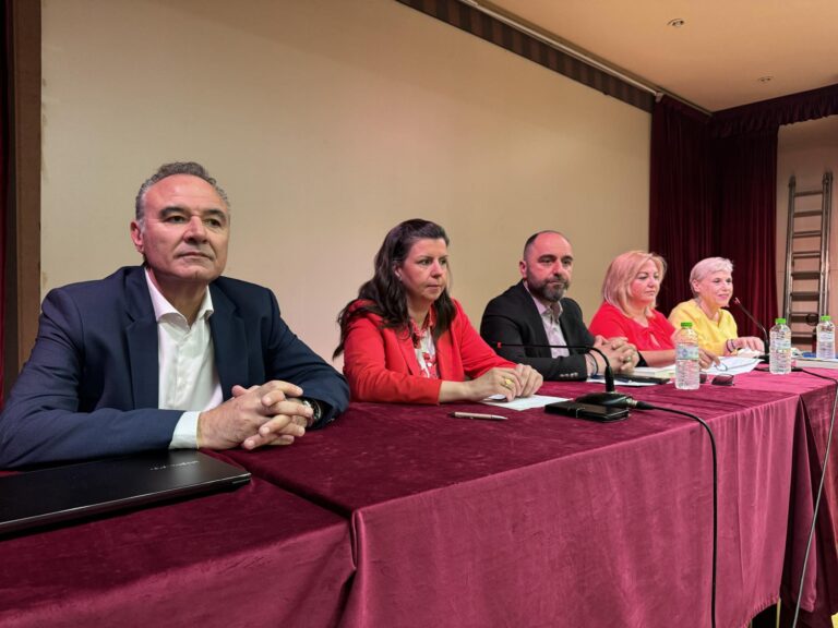 Η μυθοπλασία στα μονοπάτια της Λάρισας