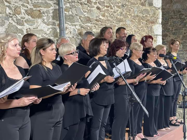 Με μεγάλη επιτυχία πραγματοποιήθηκε η συναυλία της Μικτής Χορωδίας του Μορφωτικού Συλλόγου Τσαριτσάνης