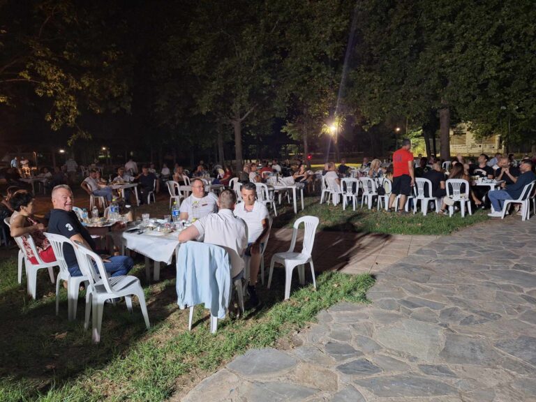 Πετυχημένο το λαϊκό γλέντι των οργανώσεων Τυρνάβου και Αμπελώνα του ΚΚΕ