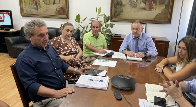Συνάντηση του Χρ. Κέλλα με τη Νέα Ομοσπονδία Χοιροτροφικών Συλλόγων Ελλάδος