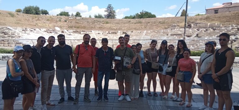 Το ΕΚΛ υποδέχθηκε τη σχολή χορού Μανασή από τη Μελβούρνη Αυστραλίας