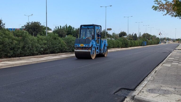 Ξεκινά η ασφαλτόστρωση στην οδό Ειρήνης στον Τύρναβο – Δείτε τις κυκλοφοριακές ρυθμίσεις