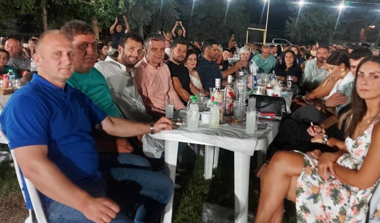 Μεγάλη επιτυχία σημείωσε η χοροεσπερίδα του Πολιτιστικού Περιβαλλοντικού Συλλόγου Δελερίων (φωτορεπορτάζ)