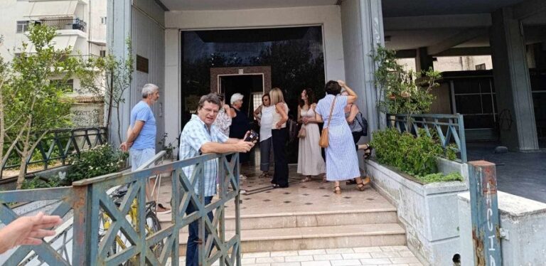 Η Αγωνιστική Παρέμβαση καταγγέλλει αν. ΔΔΕ και Αστυνομία
