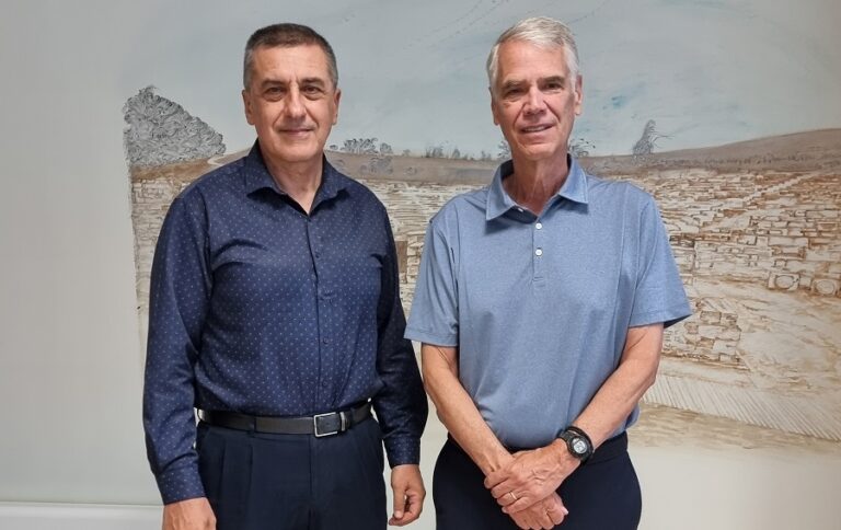Συνάντηση του Περιφερειάρχη Δημ. Κουρέτα με τον Ομοσπονδιακό Δικαστή του Τεννεσί Αθανάσιο Varlan
