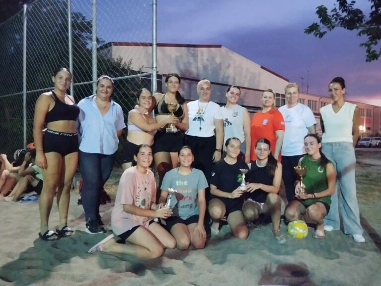Τουρνουά beach volley πραγματοποιήθηκε χθες στο Πολυδύναμο Αθλητικό Κέντρο του Τυρνάβου