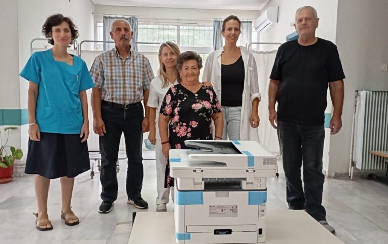 Δωρεά πολυμηχανήματος στο Π.Ι. Αμπελώνα έκανε ο σύλλογος ΚΑΠΗ της πόλης