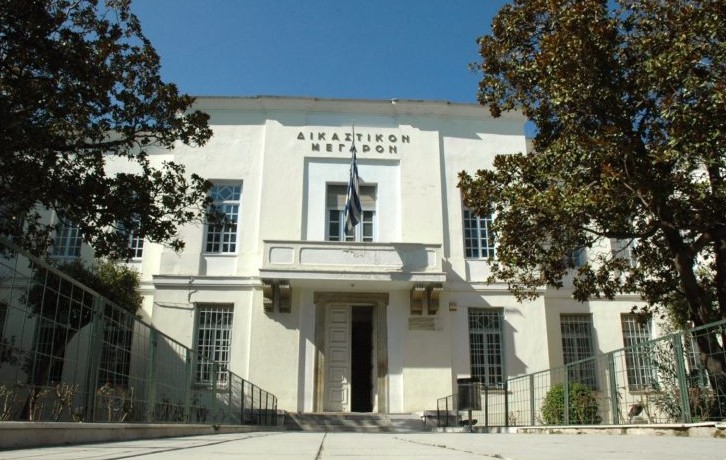 Χτύπησε τη μητέρα του στο κεφάλι για να του γράψει το σπίτι