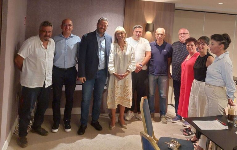 Επανέρχεται το επίδομα εξετάσεων για τους υπαλλήλους του υπουργείου Παιδείας