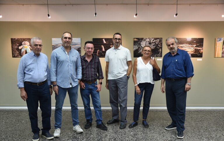 Στην έκθεση των φωτορεπόρτερ για τον DANIEL το Μορφωτικό Ιδρυμα της Ενωσης Συντακτών