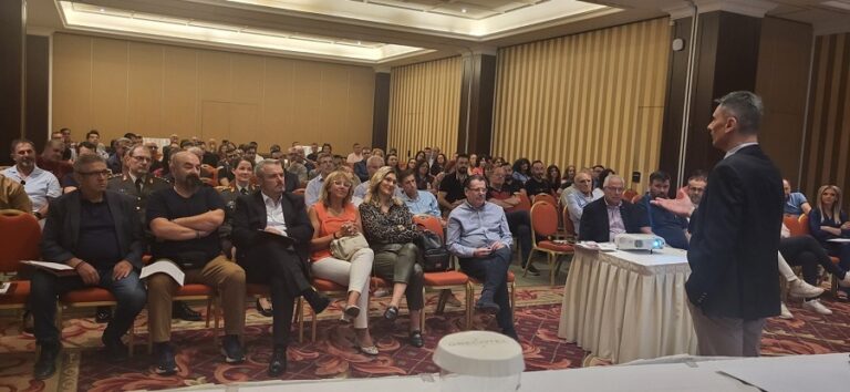 Συζήτησαν για την πρόκληση και τις ευκαιρίες της Τεχνητής Νοημοσύνης στην Οικονομική επιστήμη και στη Λογιστική: ».