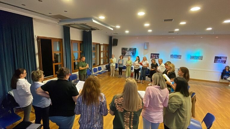 Έναρξη μαθημάτων για το χορωδιακό σύνολο δημοτικής μουσικής του Λυκείου των Ελληνίδων Λάρισας