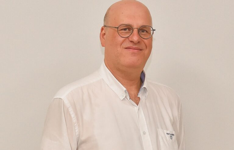 Η Πόλη που Θέλουμε: Και «νέα πρόσληψη» από την δημοτική αρχή και τον κ. Τσικριτσή