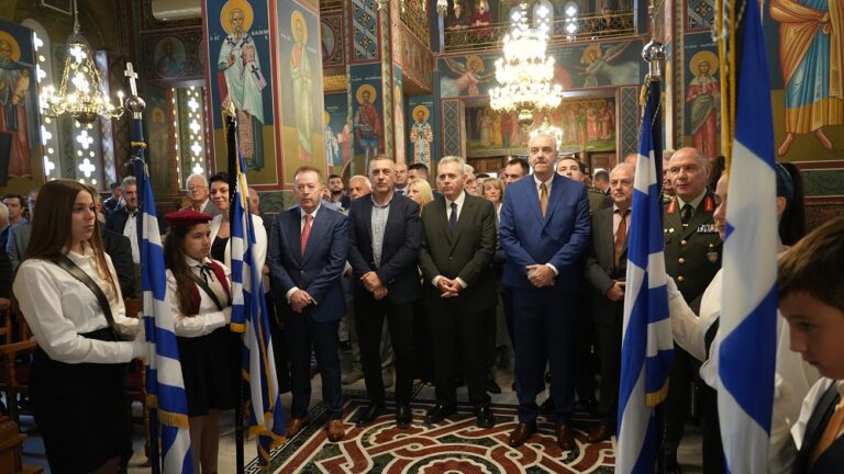 Στις εορταστικές εκδηλώσεις για την απελευθέρωση της Ελασσόνας ο Περιφερειάρχης Δ. Κουρέτας