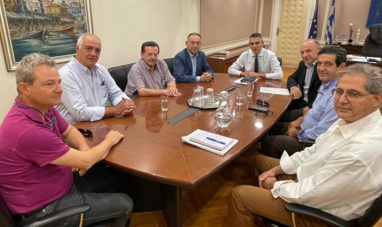 Ο πρόεδρος του Α.Σ. Ενιπέα στη σύσκεψη για τα φορολογικά θέματα των συνεταιρισμών και των μελών αυτών