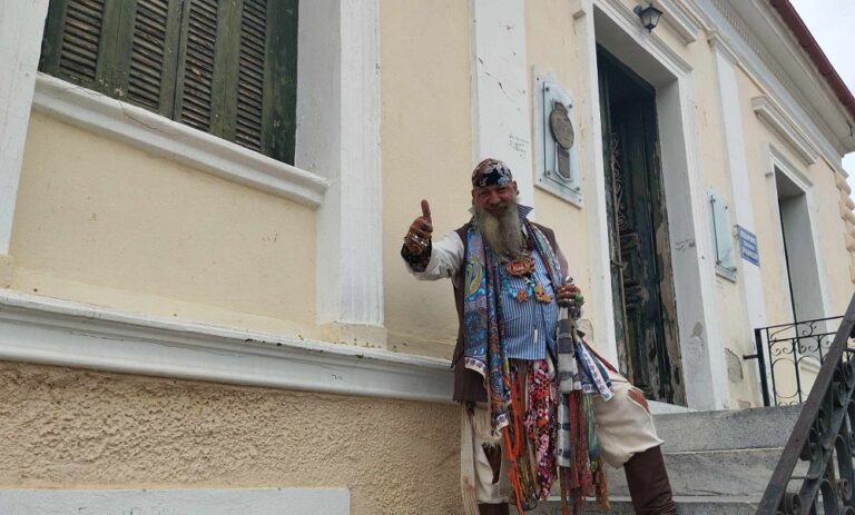 Το οδοιπορικό του «Πειρατή» στον Τύρναβο, το βασίλειο του τσίπουρου…