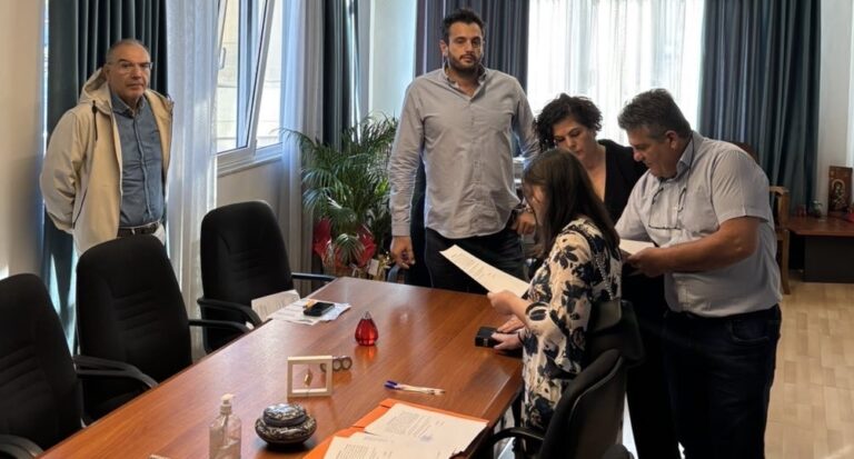 Ορκωμοσία τριών νέων υπαλλήλων στο Δήμο Τυρνάβου