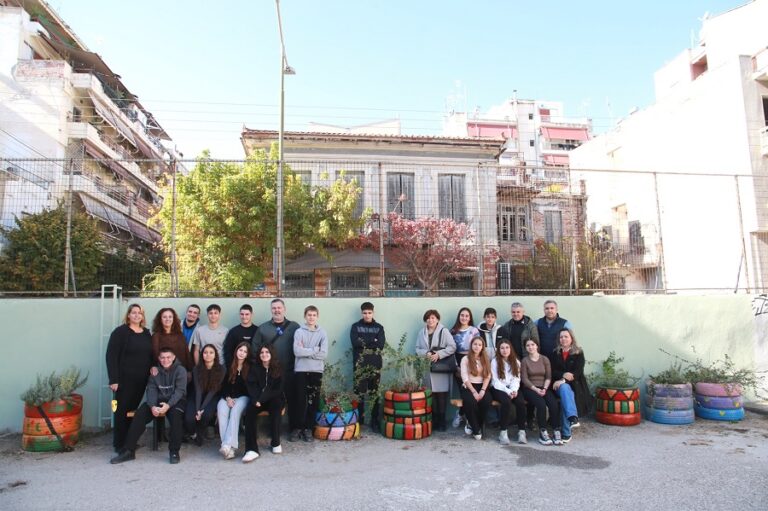Περιβαλλοντική δράση της Διεύθυνσης Πρασίνου του Δήμου Λαρισαίων και του 1ου Πειραματικού Γυμνασίου Λάρισας
