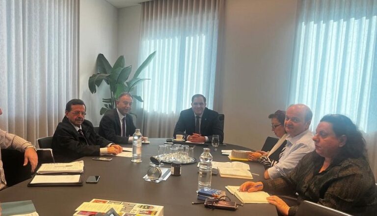 Ρύθμιση για την απαλλαγή ΦΠΑ στην αγορά αγροτικών μηχανημάτων από συνεταιρισμούς