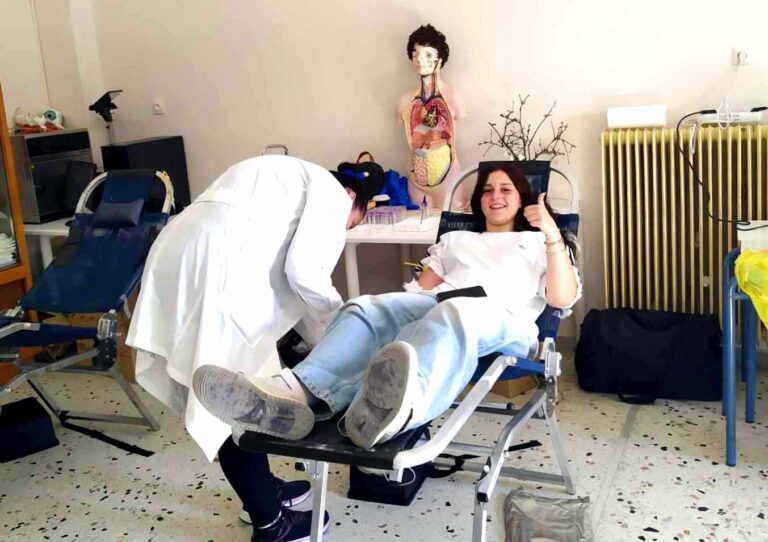Πετυχημένη η 1η εθελοντική αιμοδοσία στο 1ο ΕΠΑΛ Τυρνάβου για το 2024-25