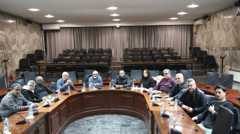 Σύσκεψη για τα έργα στις Κοινότητες του Δήμου Λαρισαίων ενόψει της κατάρτισης του Τεχνικού Προγράμματος 2025.