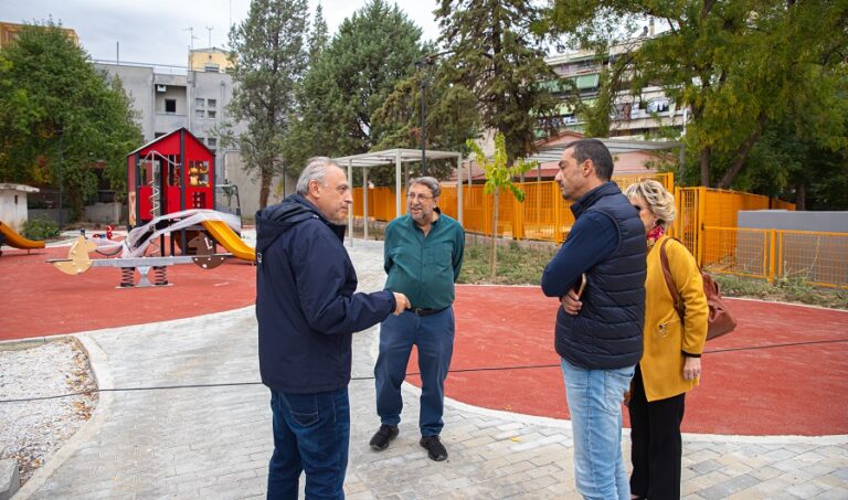 Συμπαράταξη Λαρισαίων: Ένας νέος μεγάλος παιδότοπος στην Αιόλου για τα παιδιά της πόλης!
