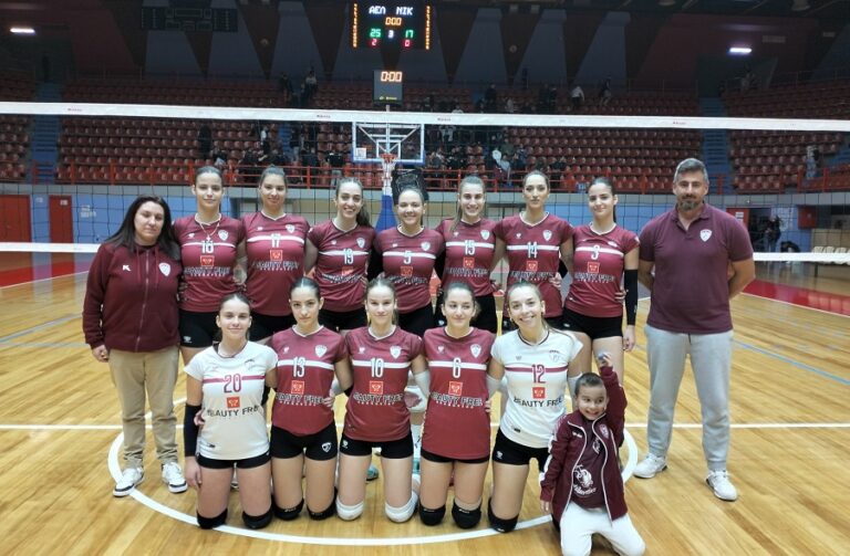 Νίκη 3-0 σετ της γυναικείας ομάδας βόλεϊ της ΑΕΛ επί της ΝΙΚΗΣ ΒΟΛΟΥ